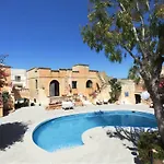 Gozo Holiday Apartmen - 2 Bedroom Villa With Shared Pool Willa