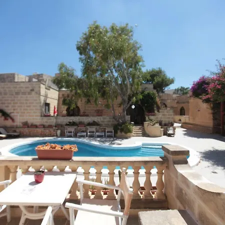 Gozo - 2 Bedroom With Shared Pool Xagħra