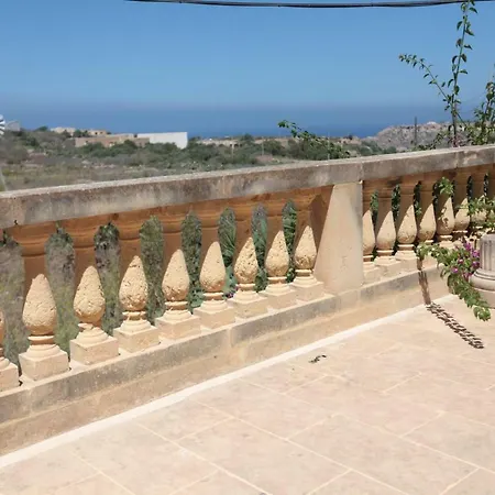 Gozo Holiday Apartmen - 2 Bedroom Villa With Shared Pool Xagħra